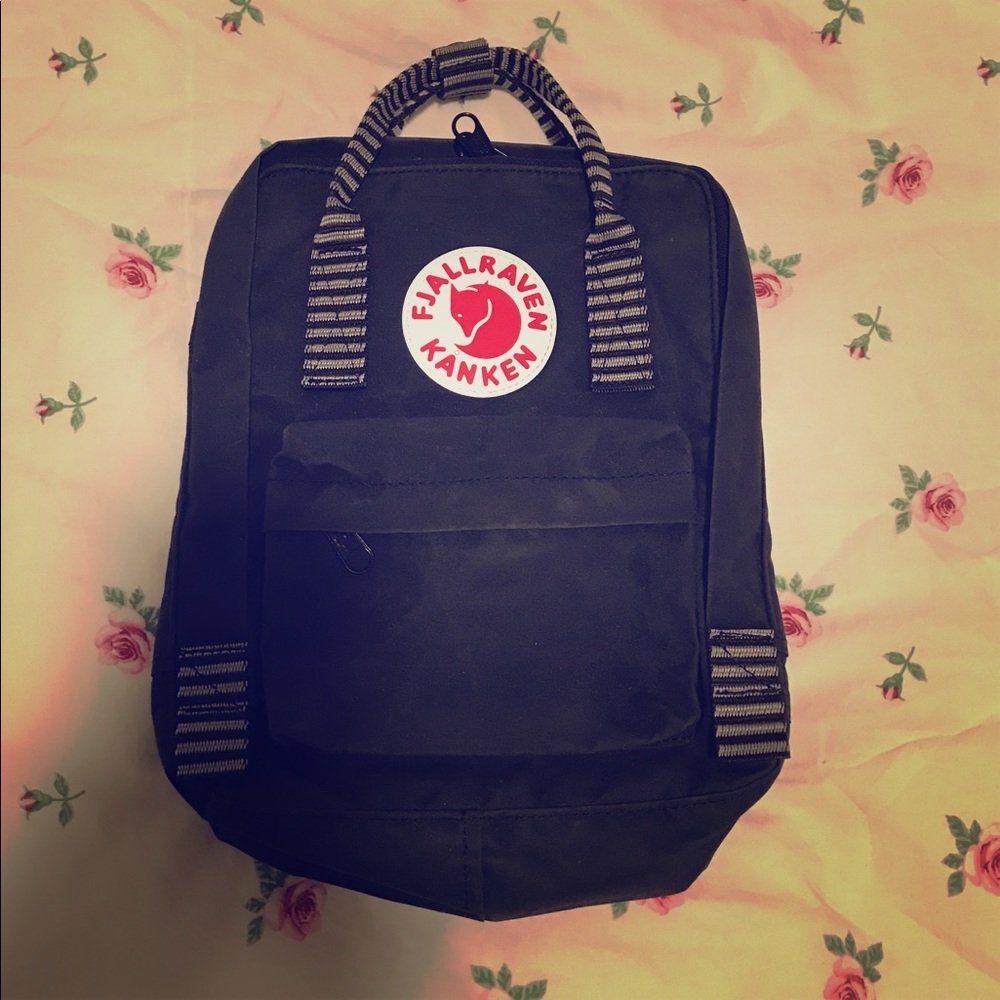 Fjallraven Kanken Mini Backpack